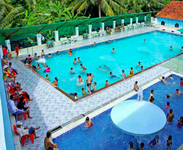 Bể Bơi Kinh Doanh Nên Chọn Thiết Bị Gì Để Tiết Kiệm Chi Phí? – Gợi Ý Tối Ưu Từ Chuyên Gia